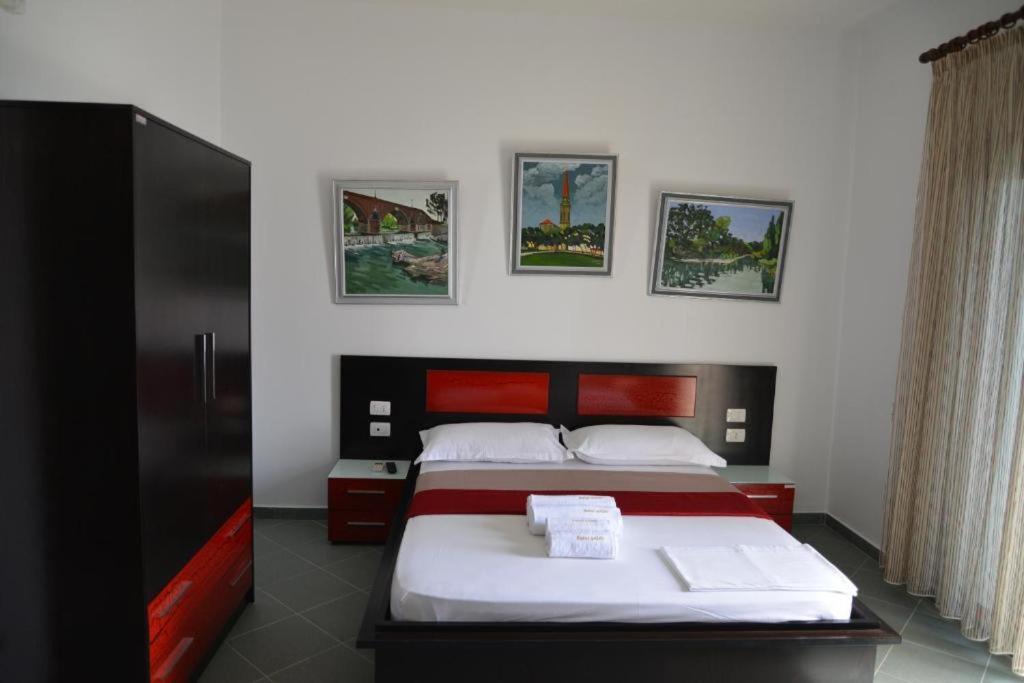 Hotel Artisti Vlore Exterior photo